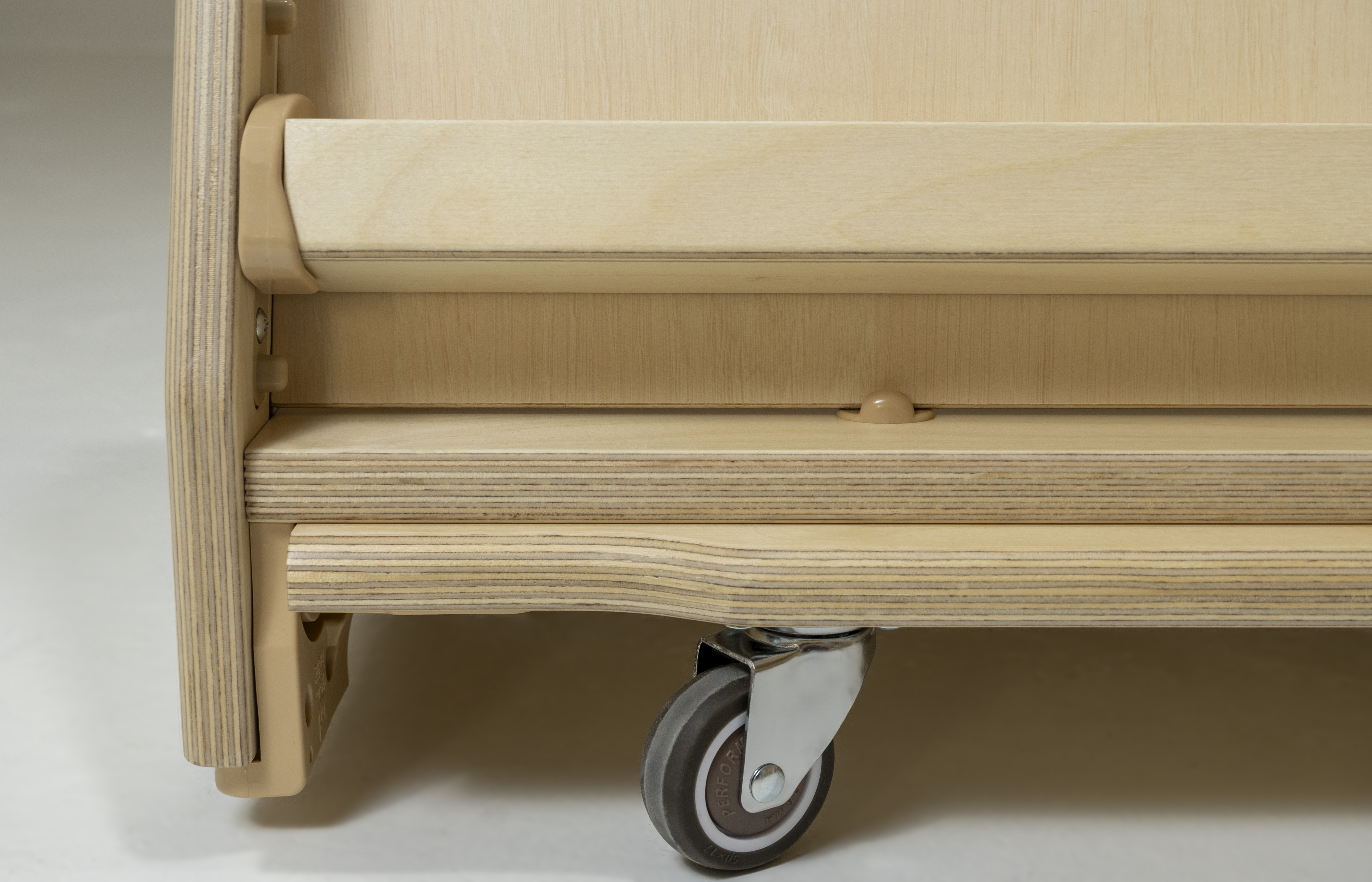 Tila Bücherwagen